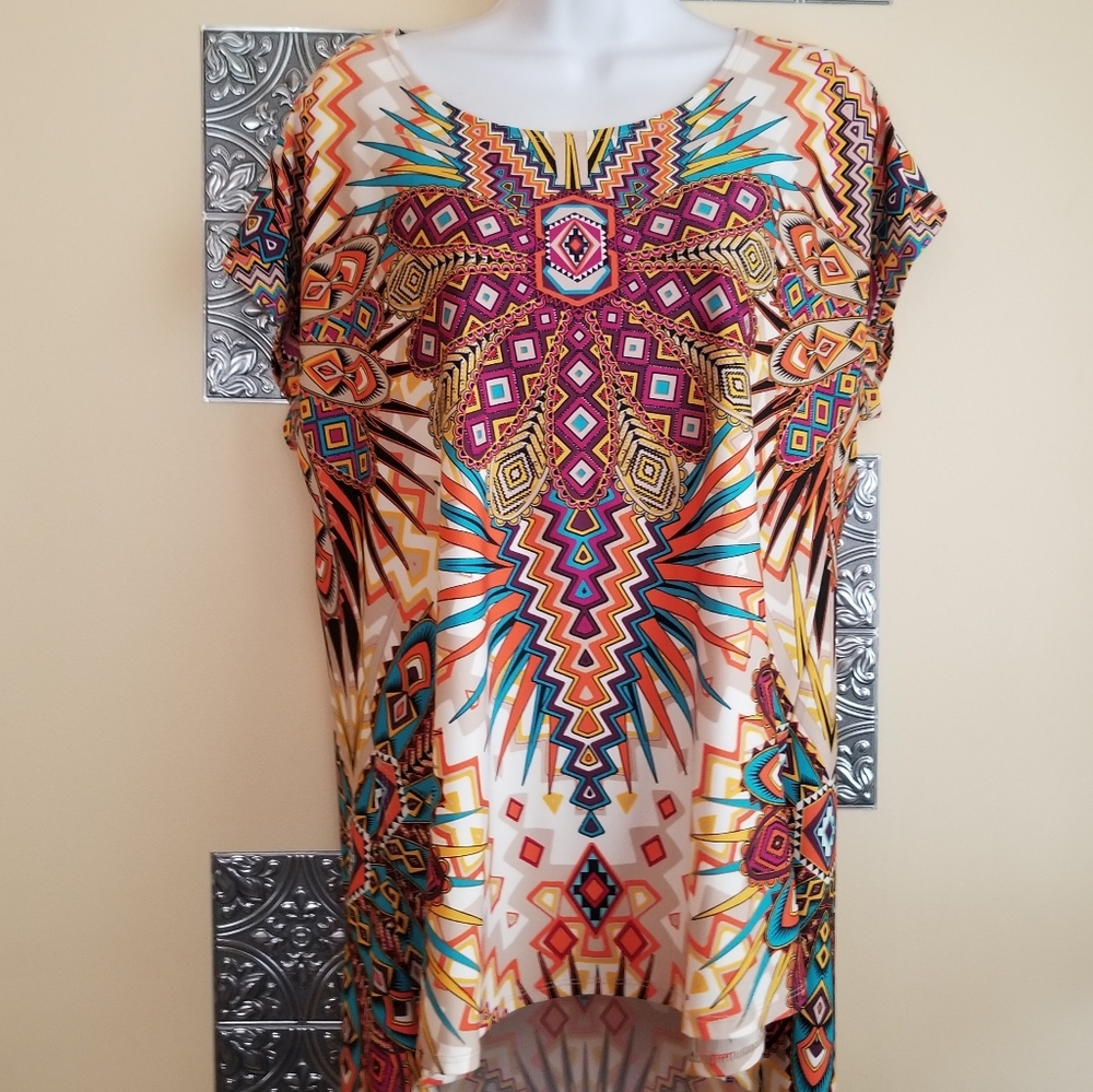 Melissa Paige Colorful Print Pullover Top M